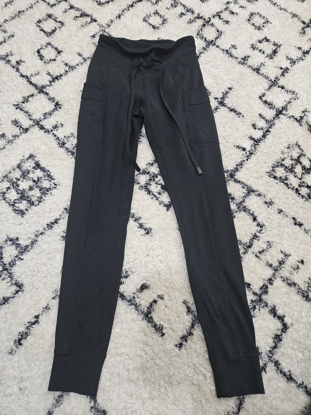 Eddie Bauer Black Drawstring Cargo Leggings